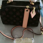 Hong Kong brand genuine leather handbag for women, 2026 summer new style, versatile Boston bag, fashionable shoulder/crossbody bag. photo review