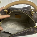 Hong Kong brand genuine leather handbag for women, 2026 summer new style, versatile Boston bag, fashionable shoulder/crossbody bag. photo review