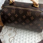 Hong Kong brand genuine leather handbag for women, 2026 summer new style, versatile Boston bag, fashionable shoulder/crossbody bag. photo review