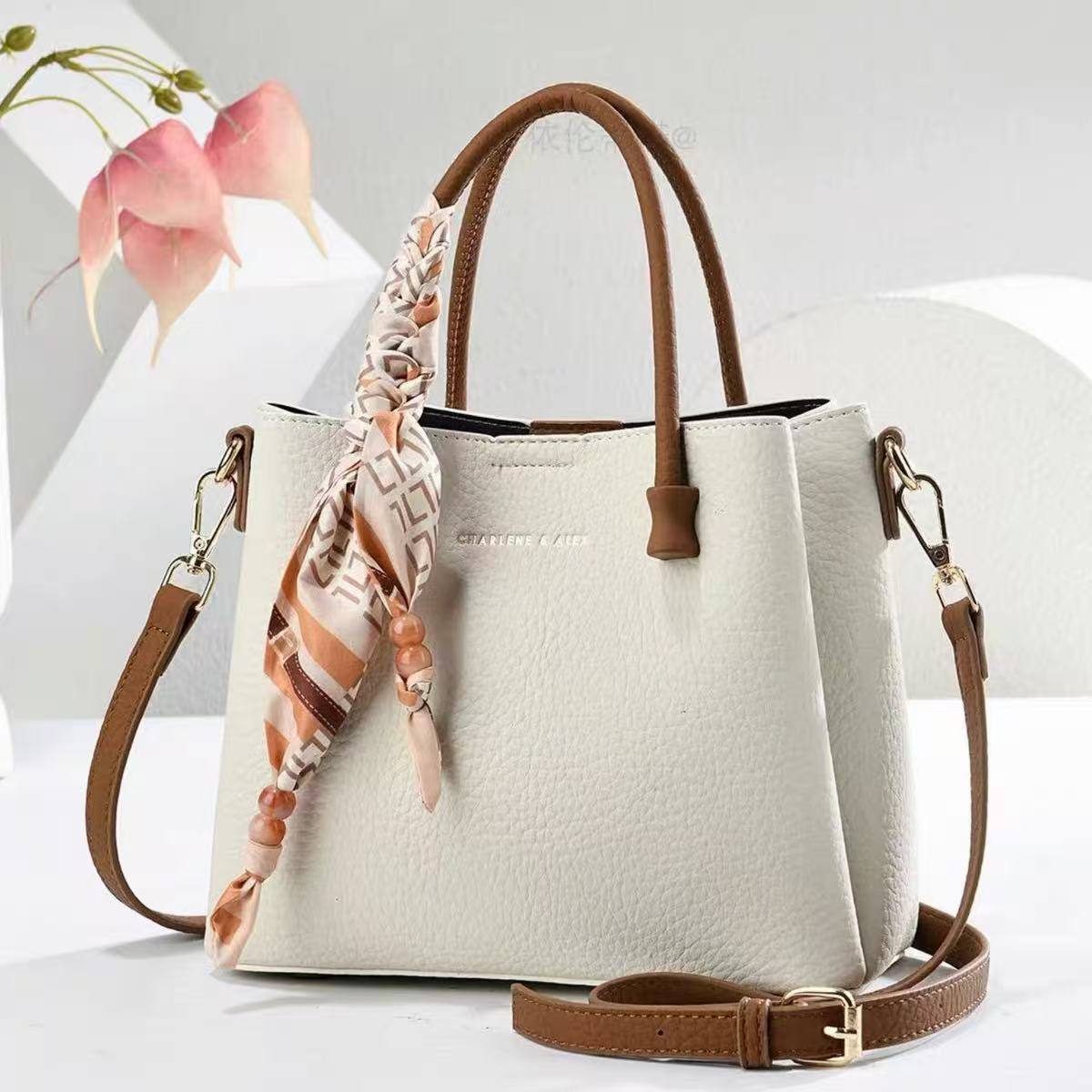 2026 New Women's Leather Crossbody Bag Commuter Single Shoulder Handbag Stylish Trendy Bag Handbag Ladies Purse Handbag