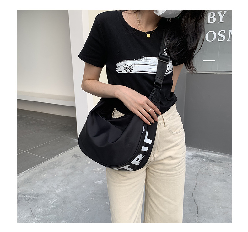 Trendy casual Oxford cloth crossbody bag with simple lettering, large capacity, women's shoulder bag, 2026 fashion tote bag.